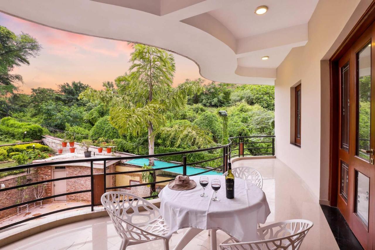 Stayvista'S Prakriti Farms With Outdoor Pool, Complimentary Breakfast And Hi-Tea Udaipur Esterno foto
