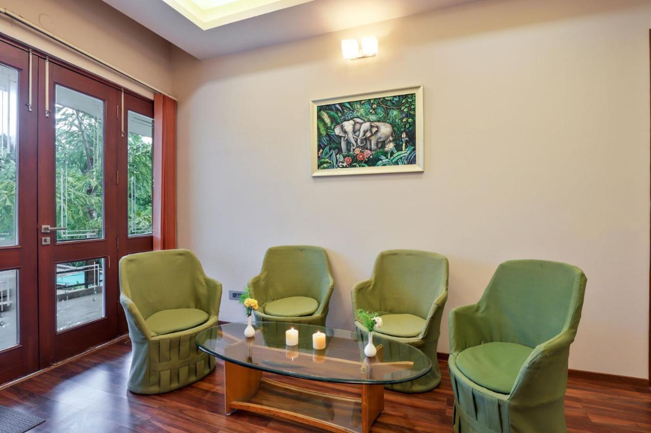 Stayvista'S Prakriti Farms With Outdoor Pool, Complimentary Breakfast And Hi-Tea Udaipur Esterno foto