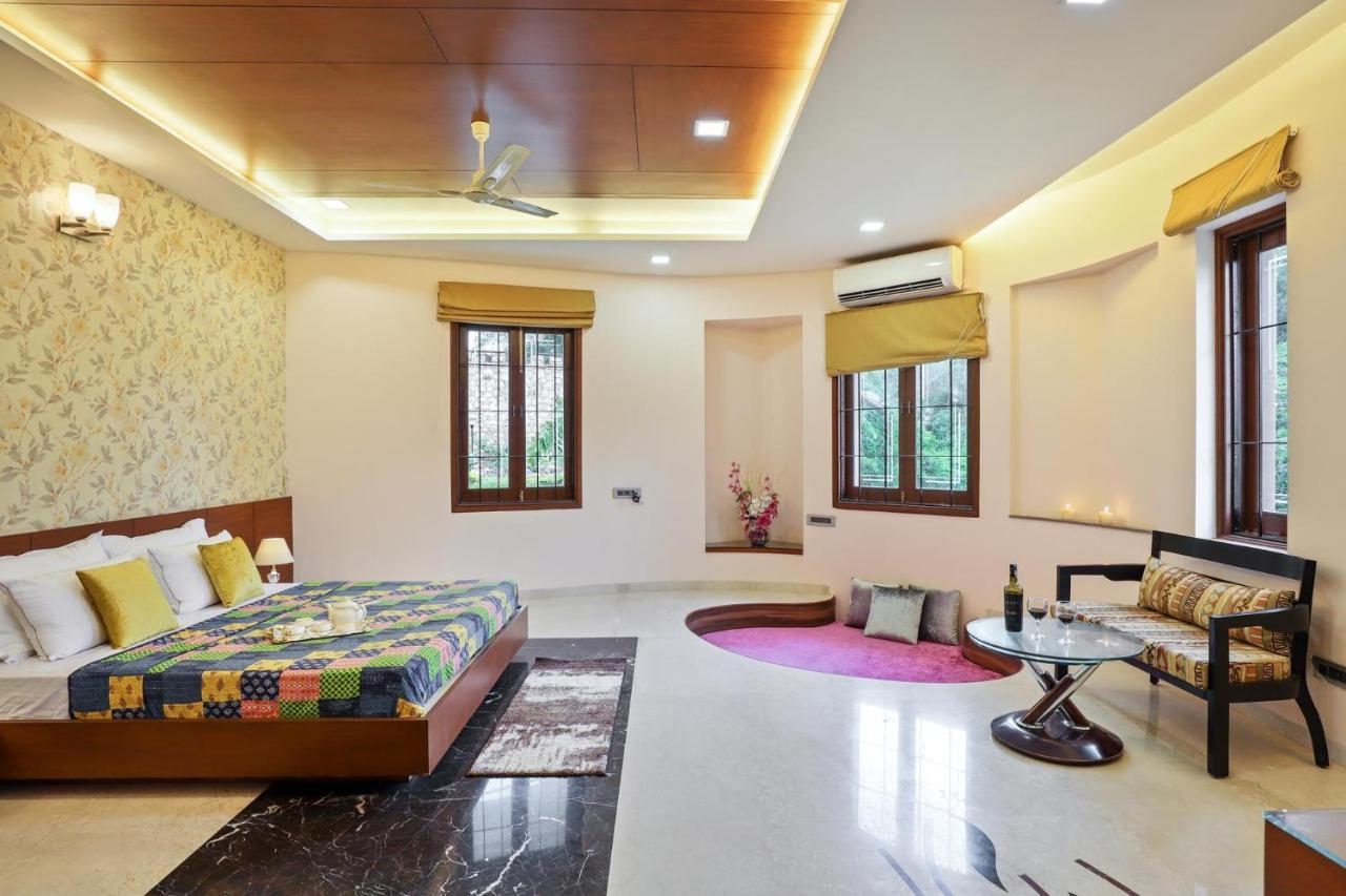 Stayvista'S Prakriti Farms With Outdoor Pool, Complimentary Breakfast And Hi-Tea Udaipur Esterno foto