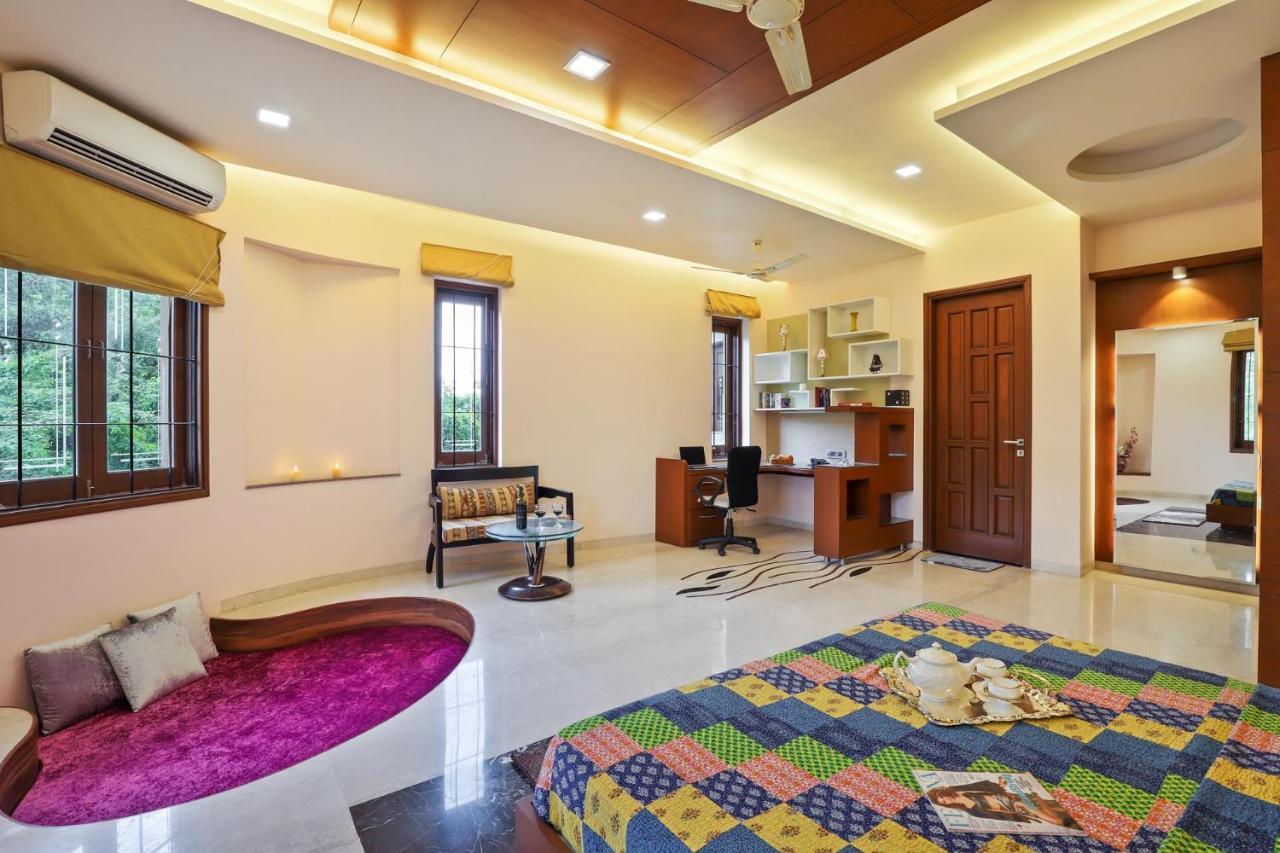 Stayvista'S Prakriti Farms With Outdoor Pool, Complimentary Breakfast And Hi-Tea Udaipur Esterno foto